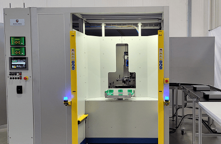 Zgrzewarka punktowa do szuflad z podajnikiem tasmowym